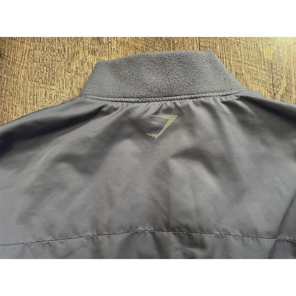 Gymshark‎ Cropped gray Bomber Jacket, size M - Picture 7 of 7